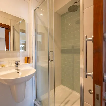 Гостевой дом The Norseman Temple Bar 4*